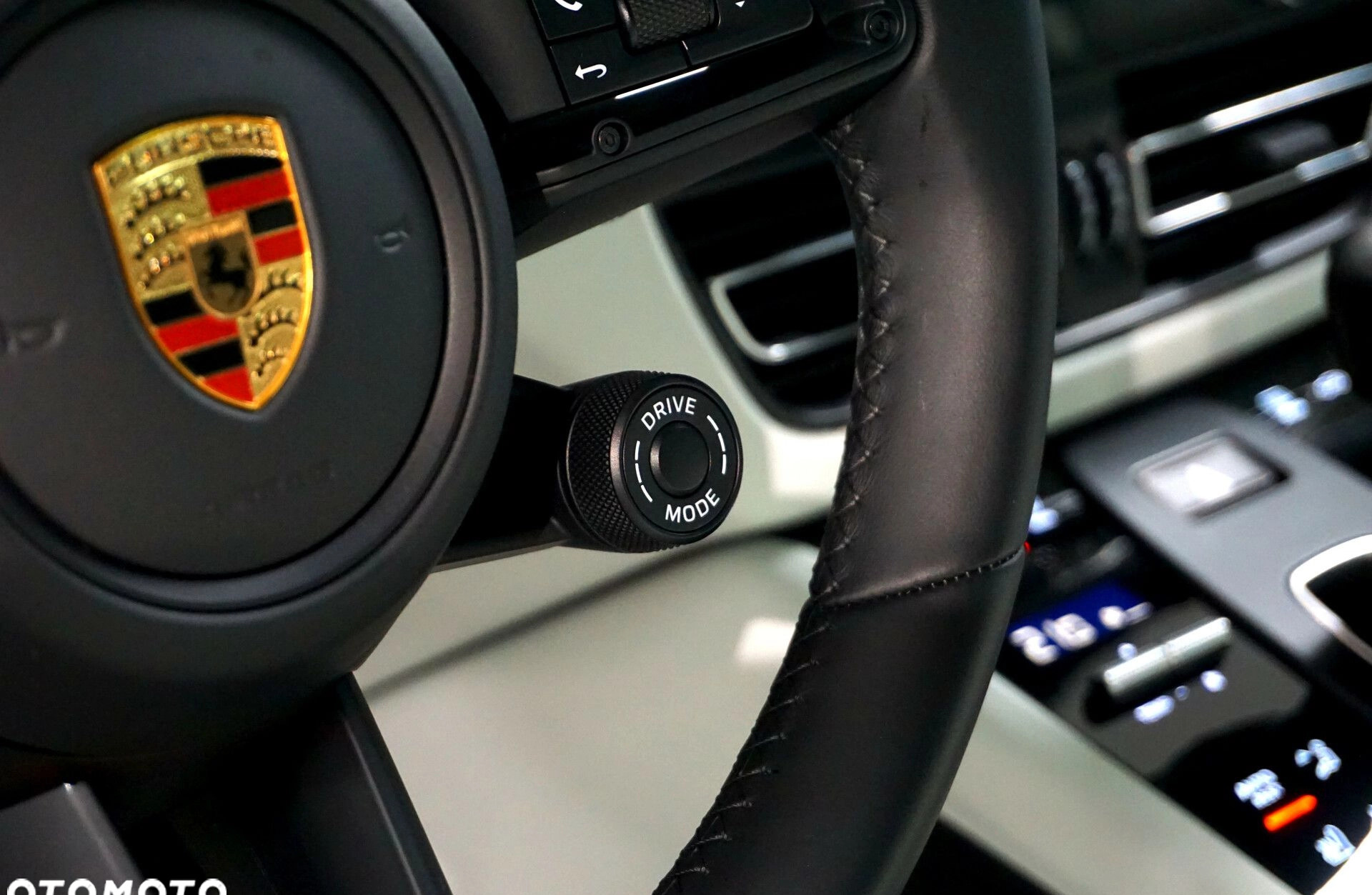 Porsche Macan cena 365000 przebieg: 3122, rok produkcji 2023 z Katowice małe 436